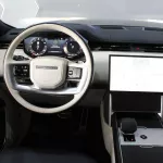 Land Rover Range Rover Vogue 2024 Model Year V8 Petrol Black Color Exterior - Thumbnail 15