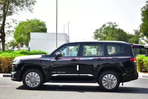TOYOTA LANDCRUISER 2025 MODEL YEAR 300 GXR+ 3.3L TWIN TURBO DIESEL BLACK COLOR 