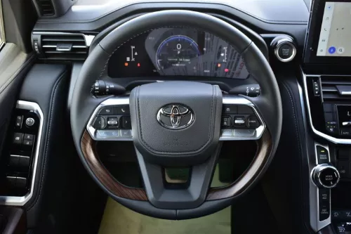 TOYOTA LANDCRUISER 2025 MODEL YEAR 300 GXR+ 3.3L TWIN TURBO DIESEL BLACK COLOR 