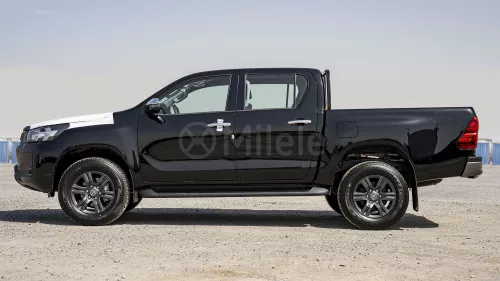 TOYOTA HILUX Double Cabin 2.4L 2026 MODEL YEAR BLACK COLOR EXTERIOR