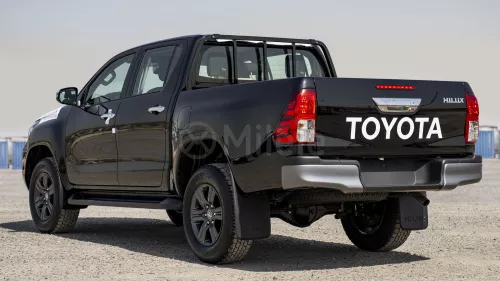 TOYOTA HILUX Double Cabin 2.4L 2026 MODEL YEAR BLACK COLOR EXTERIOR