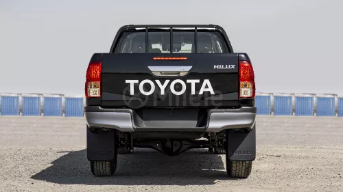 TOYOTA HILUX Double Cabin 2.4L 2026 MODEL YEAR BLACK COLOR EXTERIOR