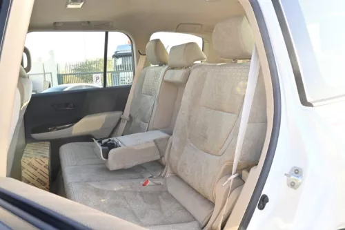 TOYOTA LAND CRUISER 300 GXR 2025 MODEL YEAR DIESEL TWIN TURBO WHITE COLOR