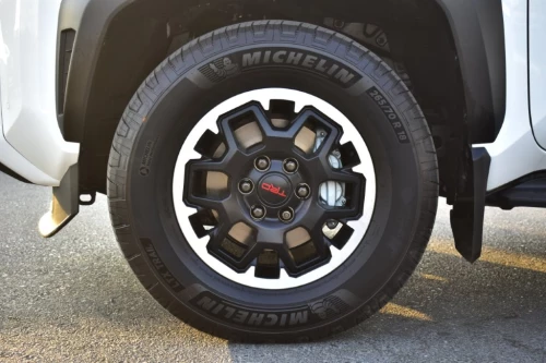 TOYOTA 4RUNNER TRD 2025 MODEL YEAR OFF ROAD PREMIUM HYBRID WHITE COLOR