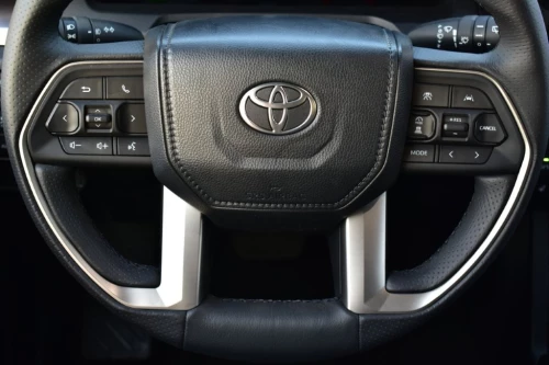 TOYOTA 4RUNNER TRD 2025 MODEL YEAR OFF ROAD PREMIUM HYBRID WHITE COLOR