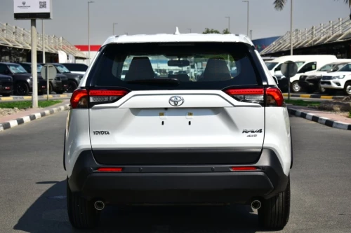 TOYOTA RAV4 LE 2025 MODEL YEAR 2.0L PETROL AWD WHITE COLOR EXTERIOR