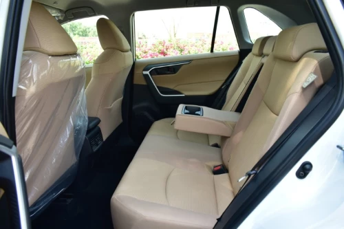 TOYOTA RAV4 LE 2025 MODEL YEAR 2.0L PETROL AWD WHITE COLOR EXTERIOR