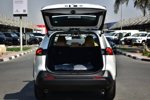 TOYOTA RAV4 LE 2025 MODEL YEAR 2.0L PETROL AWD WHITE COLOR EXTERIOR