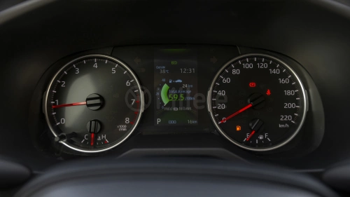 TOYOTA RAV4 XLE 2.0L 2025 MODEL YEAR WHITE COLOR EXTERIOR