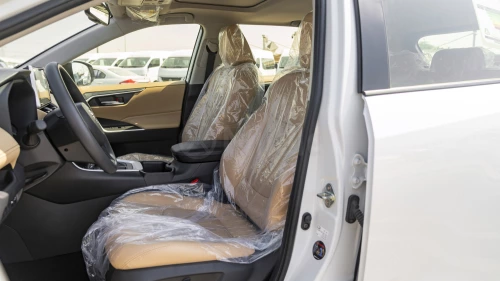 TOYOTA RAV4 XLE 2.0L 2025 MODEL YEAR WHITE COLOR EXTERIOR