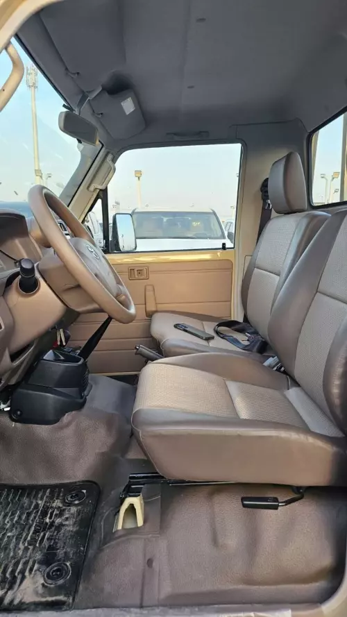 Toyota Land Cuiser LC79 Pick up 4.0L Petrol 2023 Model Year Beige Color Exterior