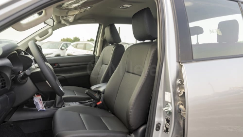 TOYOTA HILUX DC 2.4L 2025 MODEL YEAR SILVER COLOR EXTERIOR