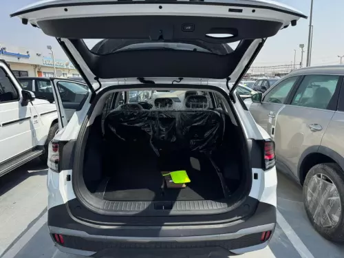 Kia Sportage 2.0L HEV 2025 Model Year White Color Exterior