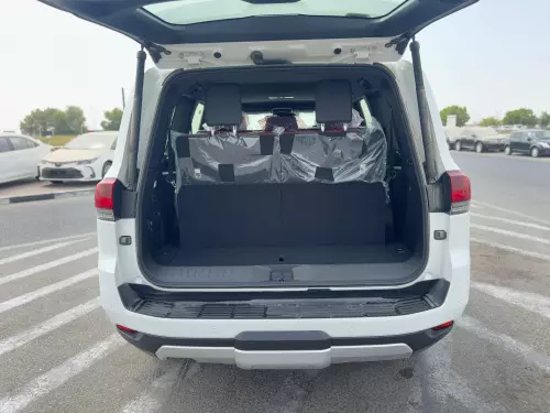 TOYOTA LAND CRUISER GR SPORT 3.3L 2025 MODEL YEAR WHITE COLOR EXTRIOR