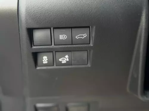 TOYOTA LAND CRUISER GR SPORT 3.3L 2025 MODEL YEAR WHITE COLOR EXTRIOR