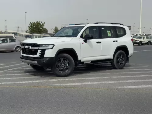 TOYOTA LAND CRUISER GR SPORT 3.3L 2025 MODEL YEAR WHITE COLOR EXTRIOR