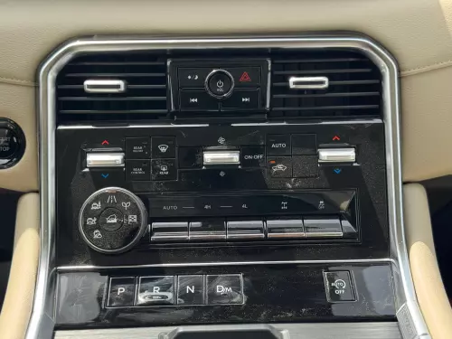 NISSAN PATROL LE T2 GCC SPECS 2025 MODEL YEAR WHITE COLOR EXTERIOR