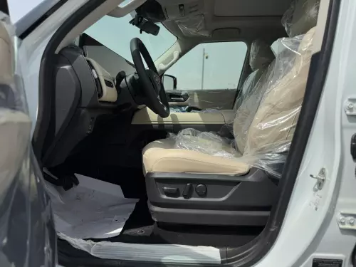 NISSAN PATROL LE T2 GCC SPECS 2025 MODEL YEAR WHITE COLOR EXTERIOR