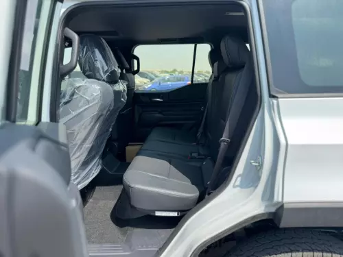 TOYOTA PRADO 2024 MODEL YEAR GCC SPECS 2.8L TURBO WHITE COLOR EXTERIOR