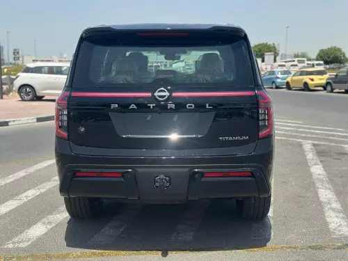 NISSAN PATROL TITANIUM GCC SPECS 3.5L 2025 MODEL YEAR BLACK COLOR