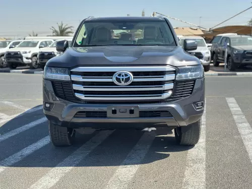 TOYOTA LAND CRUISER 4.0L GCC SPECS 2025 MODEL YEAR GRAY COLOR