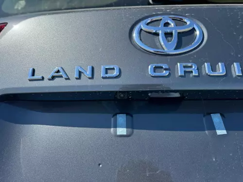 TOYOTA LAND CRUISER 4.0L GCC SPECS 2025 MODEL YEAR GRAY COLOR