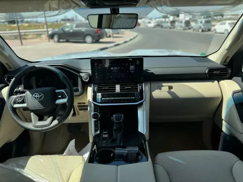 TOYOTA LAND CRUISER 4.0L GCC SPECS 2025 MODEL YEAR GRAY COLOR