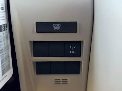 TOYOTA LAND CRUISER 4.0L GCC SPECS 2025 MODEL YEAR GRAY COLOR