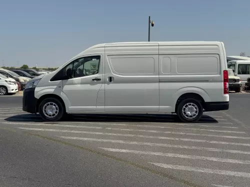 TOYOTA HIACE 2025 GCC 3.5L CARGO
