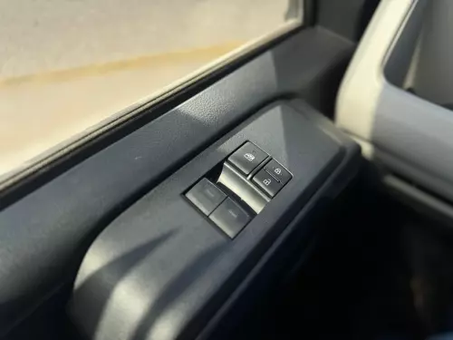 TOYOTA HIACE 2025 GCC 3.5L CARGO