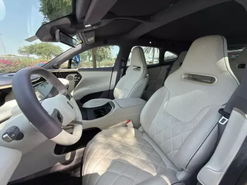 Avatar 11 Premium AWD Fully Electric 2025 Model Year Pink Color Exterior 