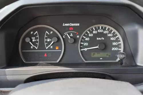 Toyota Land Cruiser LC78 2025 Model Year 4.0L AT White Color Exterior