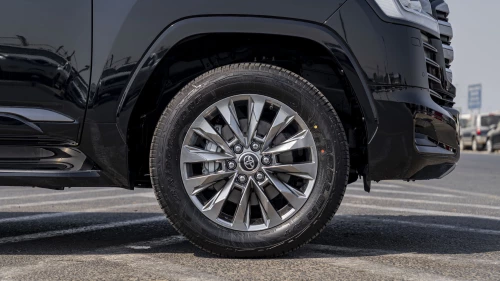 TOYOTA LAND CRUISER 300 VXR HEV 3.5L 2025 MODEL YEAR BLACK COLOR