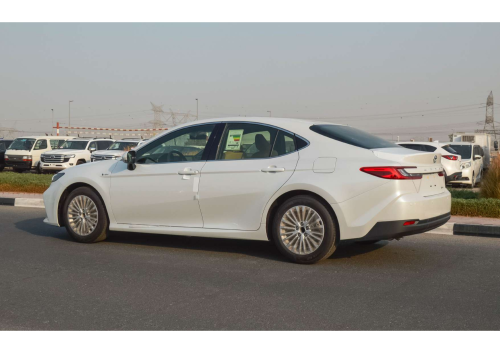 Toyota Camry Hybrid 2.5L 2025 Model Year White Color Exterior 