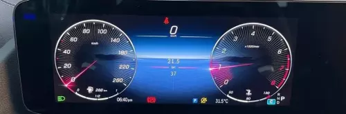 Mercedes-Benz GLA 200 Premium 1.4L AMG 2025 Model Year White Color Exterior 