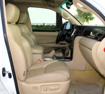 Lexus LX 570 2009 GCC Specs