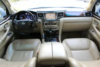 Lexus LX 570 2009 GCC Specs