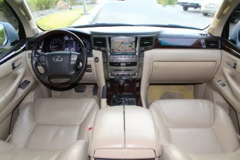 Lexus LX 570 2009 GCC Specs