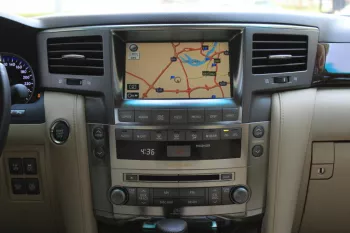 Lexus LX 570 2009 GCC Specs