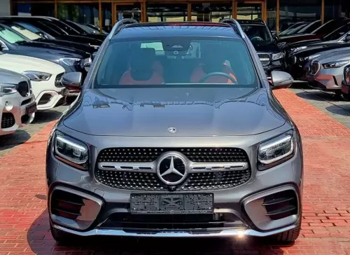 Mercedes-Benz GLB 200 AMG V4 2025 Model Year Grey Color Exterior 