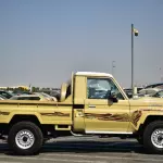 TOYOTA LAND CRUISER LC 79 SINGLE CAB DX 2025 MODEL YEAR 2.8L DIESEL AUTOMATIC BEIGE COLOR - Thumbnail 5