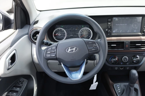 HYUNDAI GRAND I10 GL 1.2L PETROL 2024 MODEL YEAR GREY COLOR