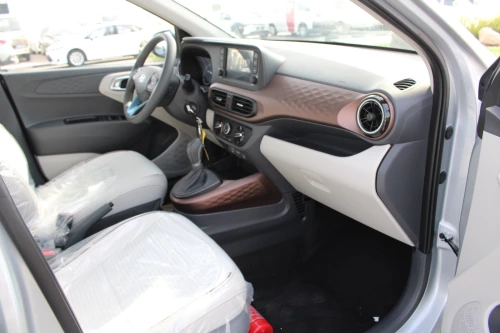 HYUNDAI GRAND I10 GL 1.2L PETROL 2024 MODEL YEAR SILVER COLOR