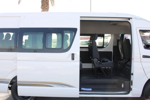 TOYOTA HIACE 2.7L PETROL 2024 MODEL YEAR 16 SEATER MINI BUS HIGH ROOF - ONLY NIGERIA