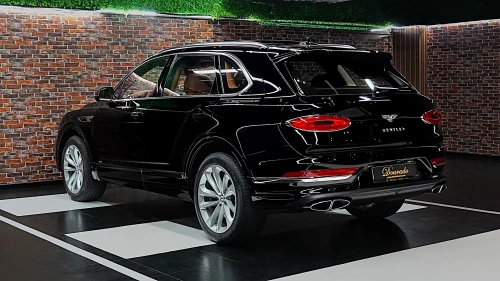 2023 Bentley Bentayga Beluga Black Exterior