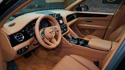 2023 Bentley Bentayga Beluga Black Exterior