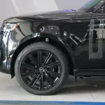  Range Rover Vogue SE Long Base 2025 Model Year 7 seater V8 Black Color - Thumbnail 8