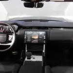  Range Rover Vogue SE Long Base 2025 Model Year 7 seater V8 Black Color - Thumbnail 15