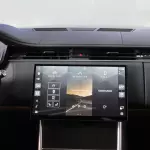  Range Rover Vogue SE Long Base 2025 Model Year 7 seater V8 Black Color - Thumbnail 18