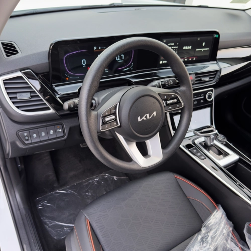 KIA Seltos 1.5L Petrol FWD 2025 Model Year White Color Exterior